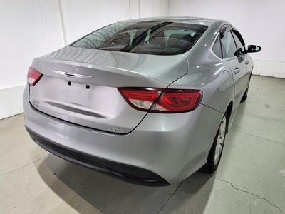 2016 Chrysler 200 LX
