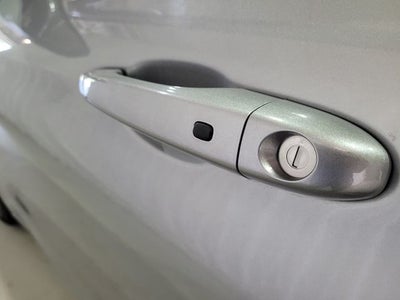 2016 Chrysler 200 LX