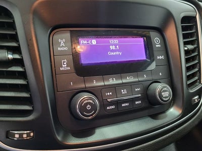 2016 Chrysler 200 LX