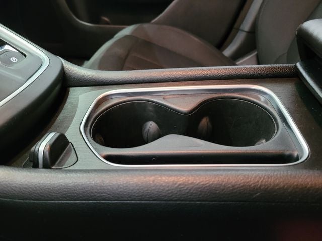 2016 Chrysler 200 LX