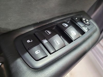 2016 Chrysler 200 LX