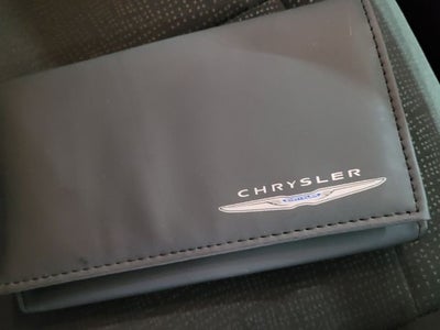 2016 Chrysler 200 LX