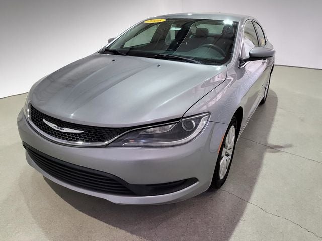 2016 Chrysler 200 LX