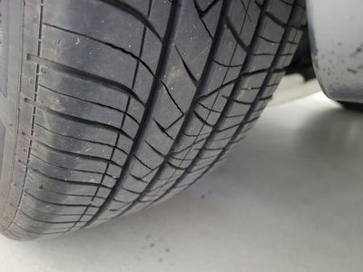 2016 Chrysler 200 LX