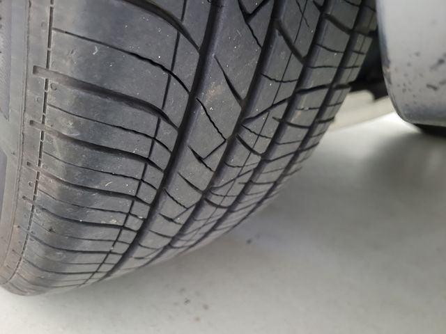 2016 Chrysler 200 LX