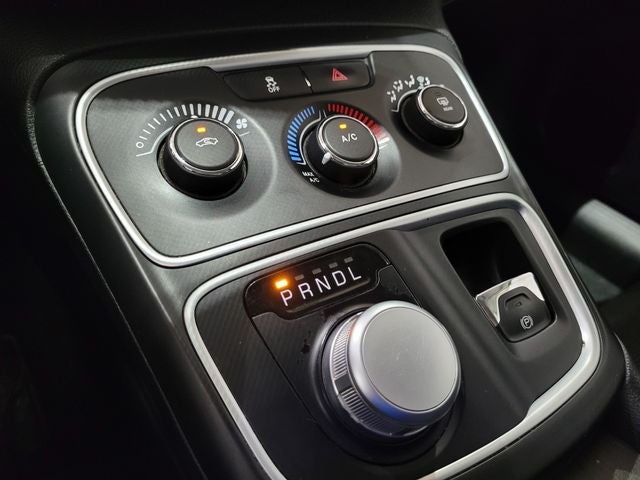 2016 Chrysler 200 LX