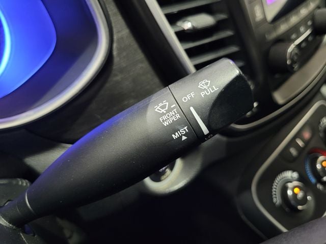 2016 Chrysler 200 LX