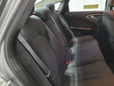 2016 Chrysler 200 LX