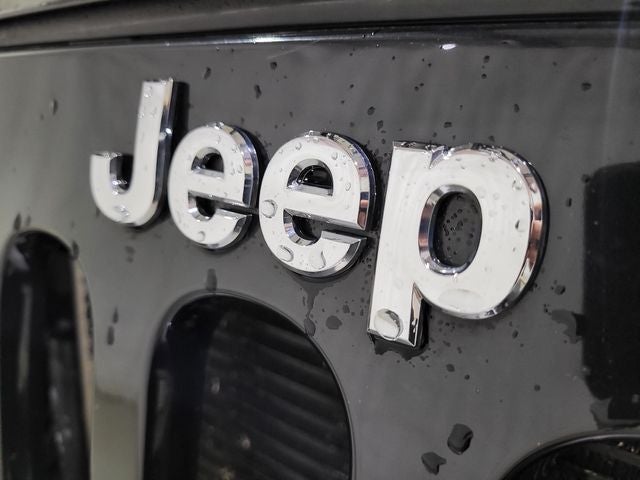 2013 Jeep Wrangler Sahara