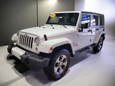 2016 Jeep Wrangler Unlimited Sahara