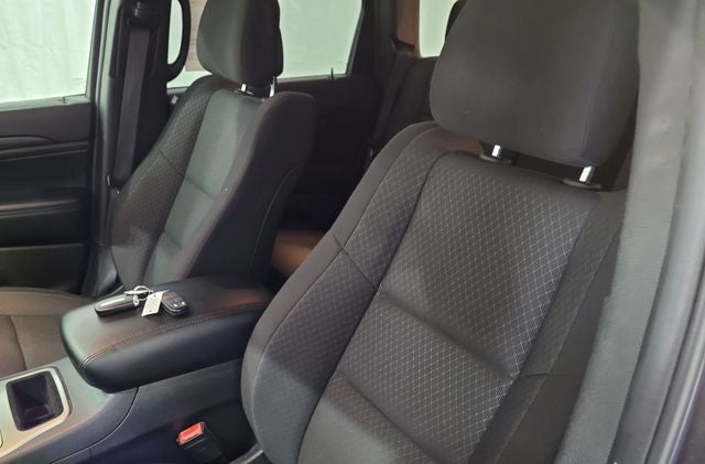 2019 Jeep Grand Cherokee Laredo E
