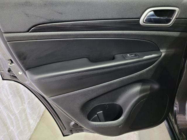 2019 Jeep Grand Cherokee Laredo E