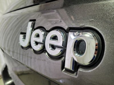 2019 Jeep Grand Cherokee Laredo E