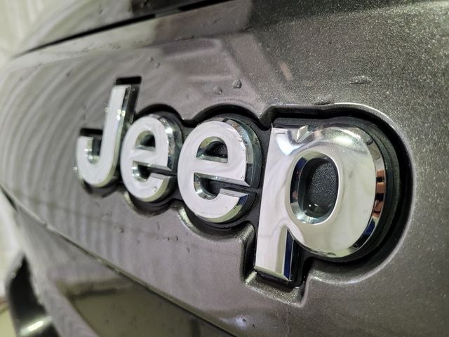 2019 Jeep Grand Cherokee Laredo E