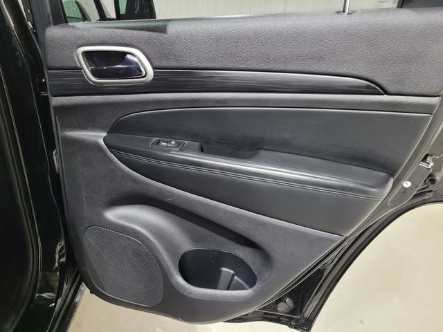 2019 Jeep Grand Cherokee Laredo E