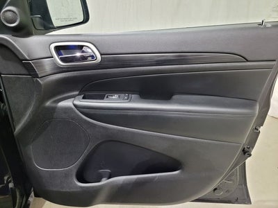 2019 Jeep Grand Cherokee Laredo E