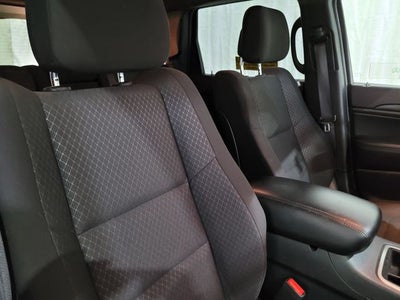 2019 Jeep Grand Cherokee Laredo E