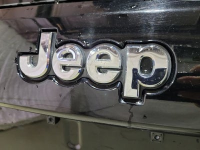 2019 Jeep Grand Cherokee Laredo E