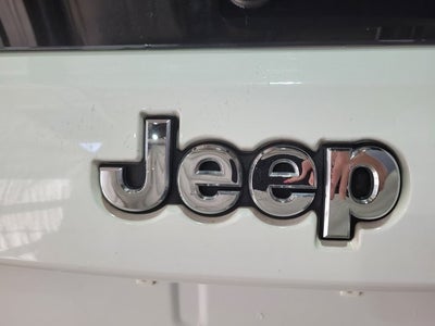 2019 Jeep Grand Cherokee Laredo E