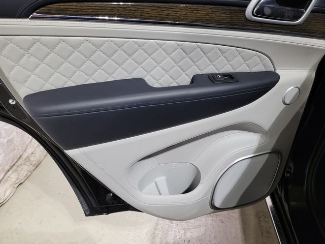 2018 Jeep Grand Cherokee Summit