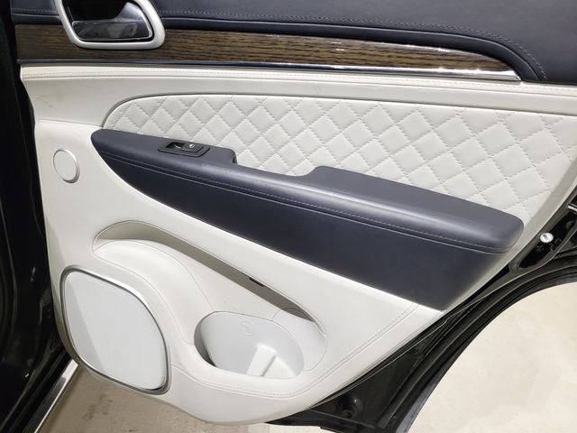 2018 Jeep Grand Cherokee Summit