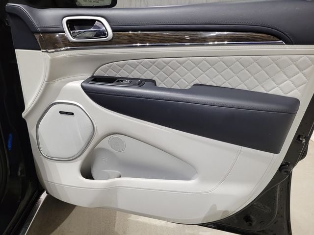 2018 Jeep Grand Cherokee Summit