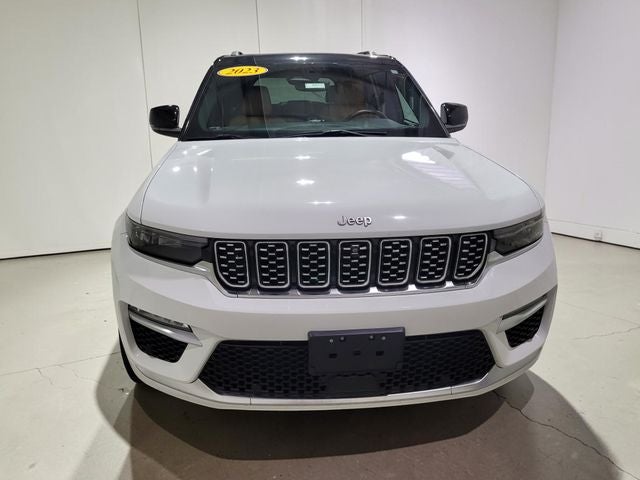 2023 Jeep Grand Cherokee Summit