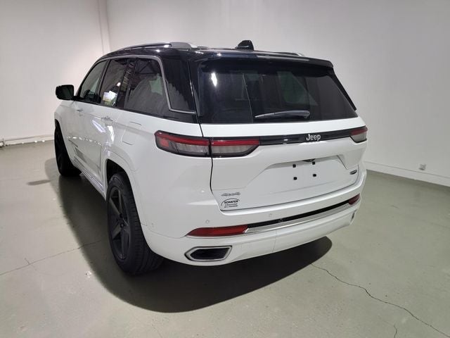 2023 Jeep Grand Cherokee Summit