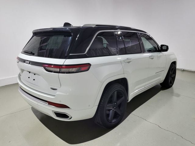 2023 Jeep Grand Cherokee Summit