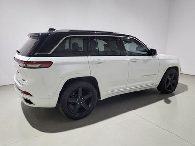 2023 Jeep Grand Cherokee Summit