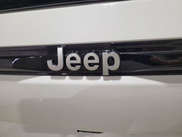 2023 Jeep Grand Cherokee Summit