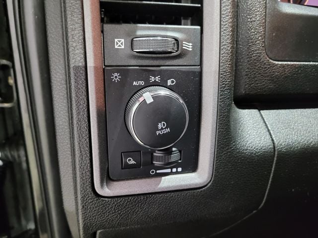 2021 RAM 1500 Classic Express