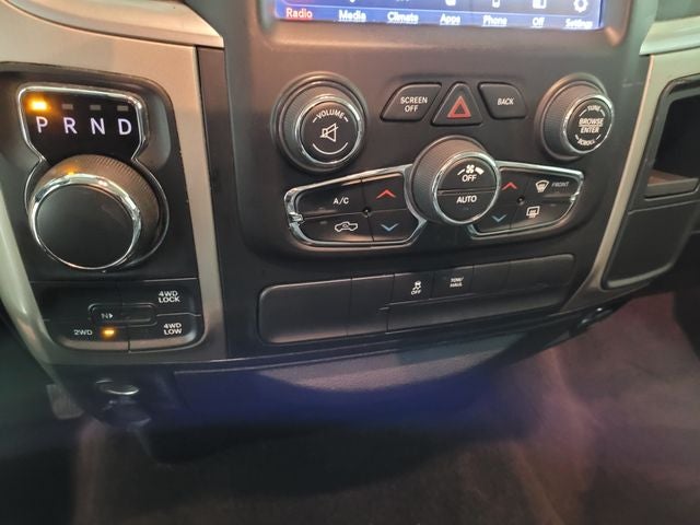 2018 RAM 1500 SLT
