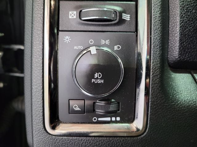 2015 RAM 1500 Sport