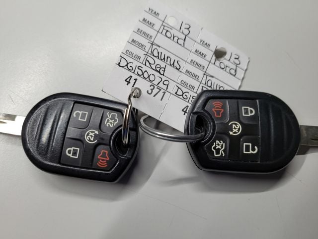 2013 Ford Taurus SEL