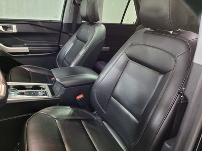 2022 Ford Explorer XLT 202A