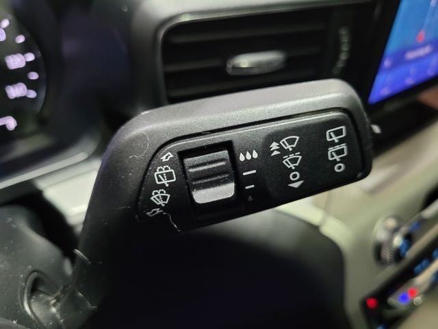 2022 Ford Explorer XLT 202A