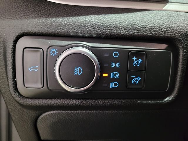 2022 Ford Explorer XLT 202A