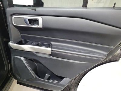 2022 Ford Explorer XLT 202A