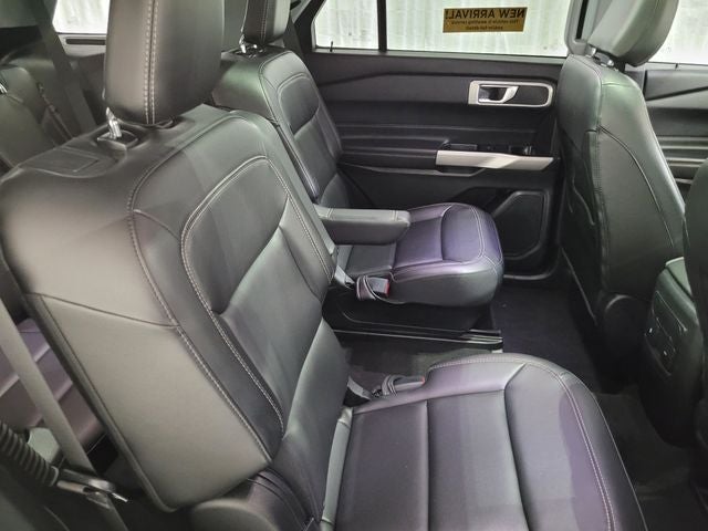 2022 Ford Explorer XLT 202A