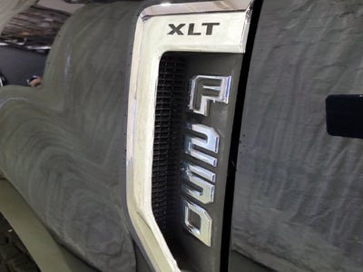 2021 Ford F-250SD XLT FX4