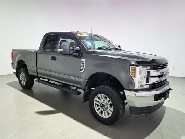 2019 Ford F-250SD XLT