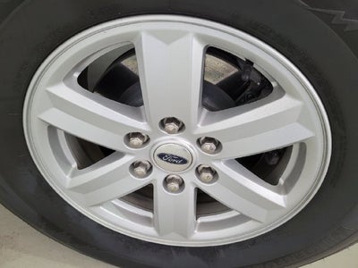 2022 Ford F-150 Base