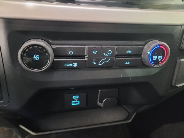 2022 Ford F-150 Base