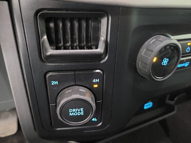 2022 Ford F-150 Base