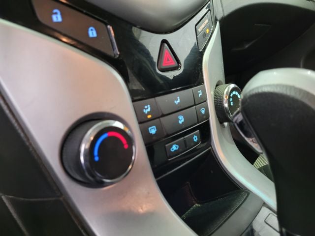 2011 Chevrolet Cruze LS