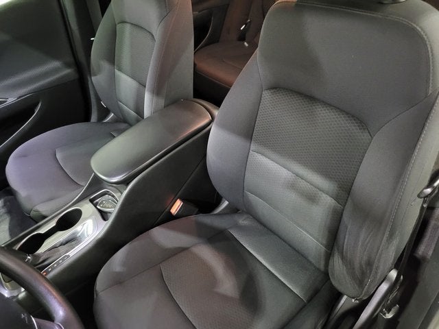 2017 Chevrolet Malibu LS 1LS