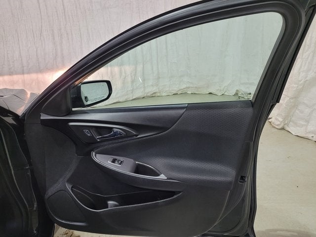 2017 Chevrolet Malibu LS 1LS