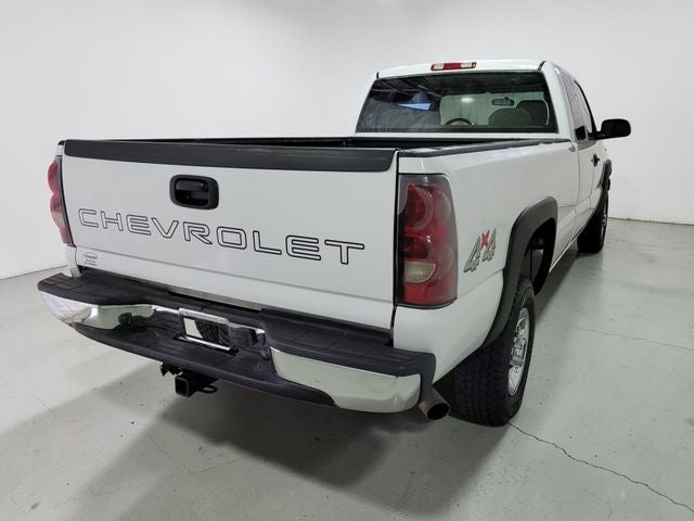 2004 Chevrolet Silverado 2500HD Work Truck