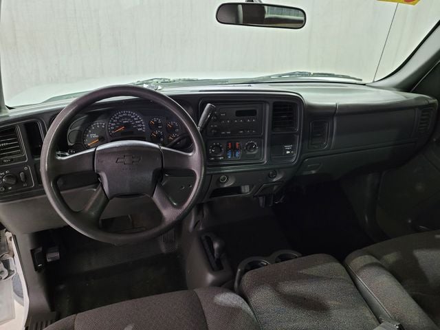 2004 Chevrolet Silverado 2500HD Work Truck